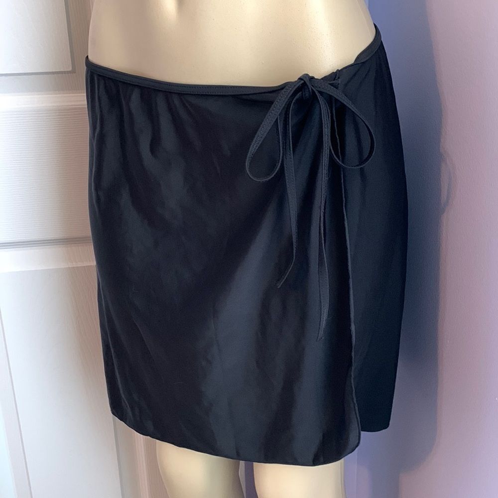 Designer Swim Skirt Cover-Up Wrap Bottoms Swimwear Black M